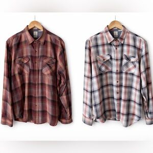 Volcom Caden Plaid Button Down Shirts – Classic Fit – Lot of 2 – Large